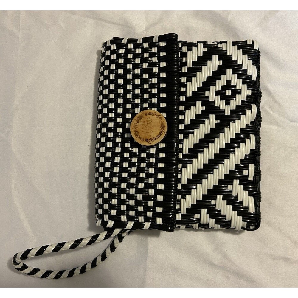 Maria Victoria Black & White Geometric Wristlet Clutch w/ Snap Closure